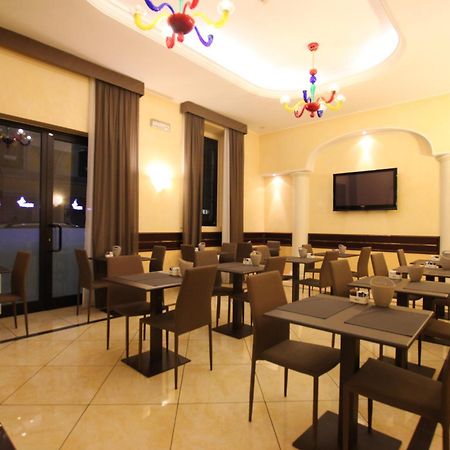 Mokinba Hotels Baviera Milan Exterior photo