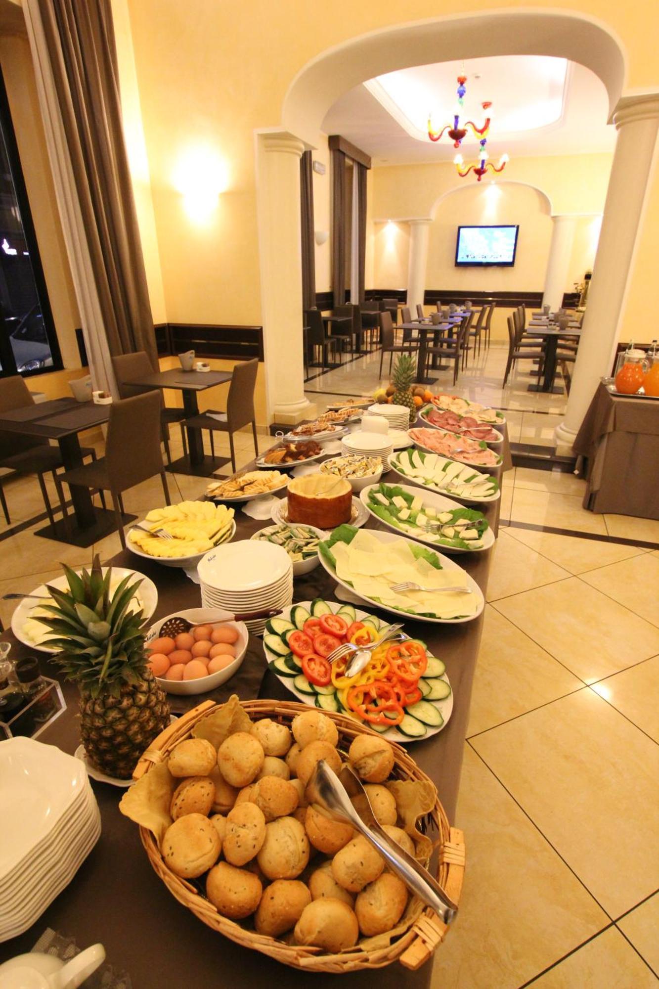 Mokinba Hotels Baviera Milan Exterior photo