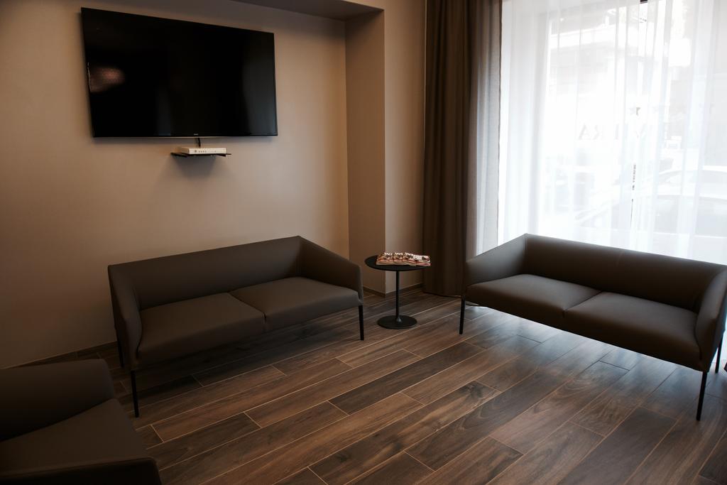 Mokinba Hotels Baviera Milan Exterior photo